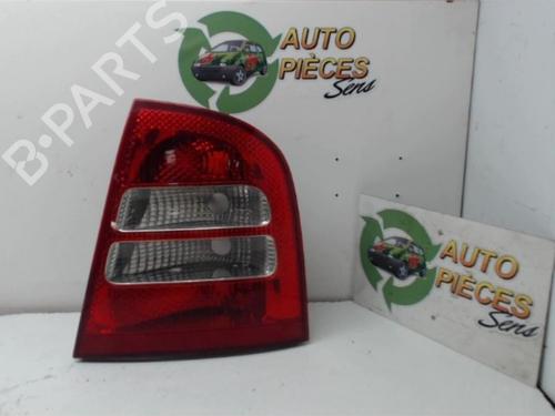 Høyre baklys SKODA OCTAVIA I (1U2) 1.9 TDI (110 hp) 25409851