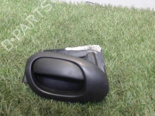Used Front left interior door handle PEUGEOT 206 Hatchback (2A/C) 1.6 i (89 hp) 25389641