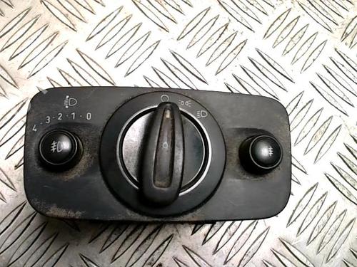 Used Headlight switch FORD FIESTA VI (CB1, CCN) 1.4 TDCi (68 hp) 31874078