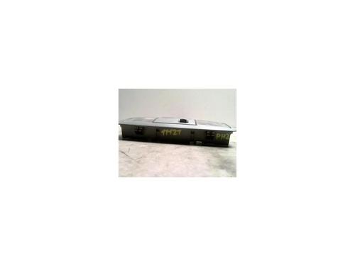 Used Interior roof light MITSUBISHI OUTLANDER II (CW_W) 2.0 DI-D (CW8W) (140 hp) 25431185