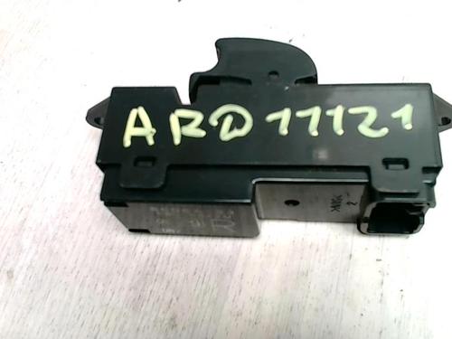 Right rear window switch MITSUBISHI OUTLANDER II (CW_W) 2.0 DI-D (CW8W) | BP25431251I28