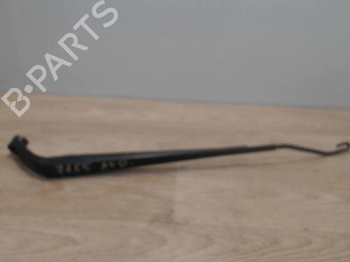 Used Front windshield wiper arm TOYOTA COROLLA (_E12_) 1.6 VVT-i (ZZE121_, ZZE121R) (110 hp) 25414794