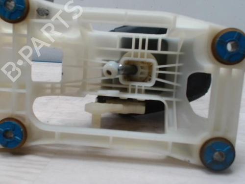 Used Gear lever HYUNDAI i30 (FD) 1.6 CRDi (90 hp) 27922208