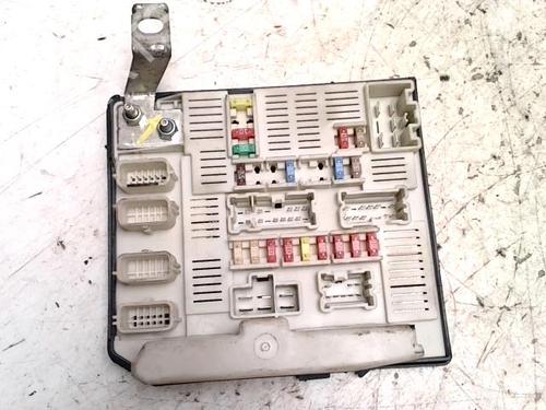 fuse-box-renault-grand-scenic-ii-jm01_-2004-2005-2006-2007-2008-2009-25425940 main image