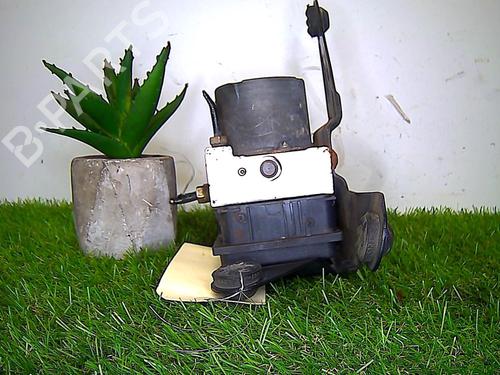 Used ABS pump RENAULT MEGANE II Estate (KM0/1_) 1.9 dCi (KMRG, KM1G, KM0G, KM2C) (120 hp) 25384419