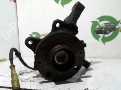 Venstre Styrespindel Lejehus RENAULT CLIO II (BB_, CB_) 1.9 D (B/CB0J) (65 hp) 25399057