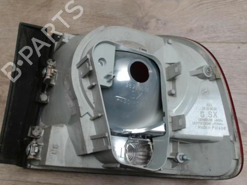 Used Left taillight VW TOUAREG (7LA, 7L6, 7L7) 5.0 V10 TDI (313 hp) 31233925