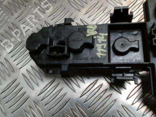 Licence plate light VW GOLF IV (1J1) 1.6 | BP25891037I40 