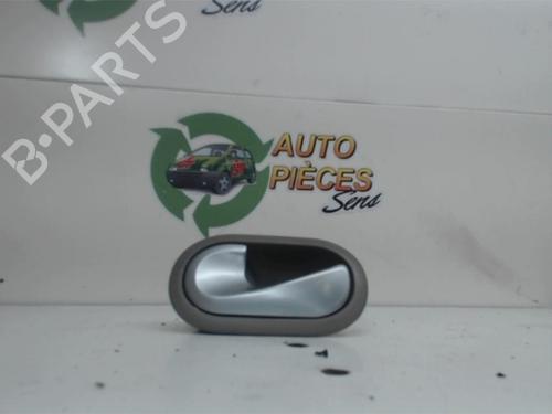 Used Rear left interior door handle RENAULT CLIO III (BR0/1, CR0/1) 1.5 dCi (BR0H, CR0H, CR1S, BR1S) (106 hp) 25415526