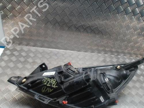 Right headlight OPEL MERIVA B MPV (S10) 1.4 (75) | BP30957945C29 
