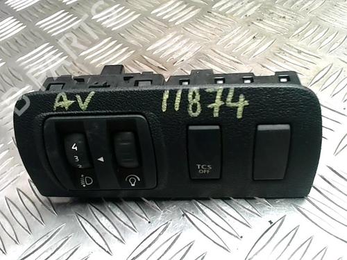 Commande de phare RENAULT MEGANE III Hatchback (BZ0/1_, B3_) 1.5 dCi (BZ1G, BZ1W, BZ0R) (95 hp) 31231264