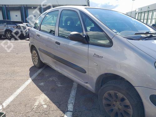 Licence plate light CITROËN XSARA PICASSO (N68) 2.0 HDi | BP31234863I40 