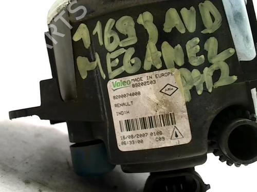 right-front-fog-light-renault-megane-ii-bm01_-cm01_-2001-2002-2003-2004-2005-2006-2007-2008-2009-2010-2011-2012-25428220 main image
