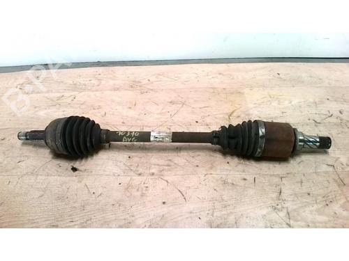 Used Left front driveshaft RENAULT CLIO III Grandtour (KR0/1_) 1.5 dCi (88 hp) 25421570