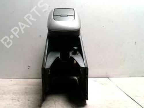 Midtkonsoll TOYOTA AURIS (_E15_) 1.4 D-4D (NDE150_, NDE150R) (90 hp) 25425002