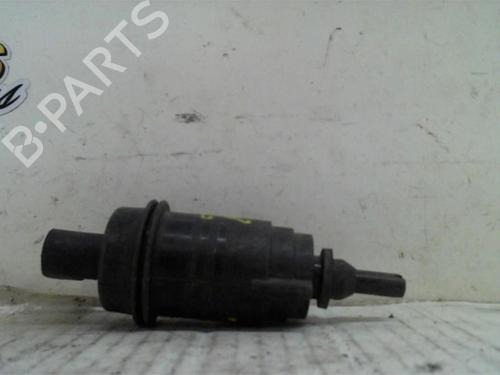 Used Washer pump RENAULT CLIO II (BB_, CB_) 1.9 D (B/CB0E, BB0J) (64 hp) 30666177
