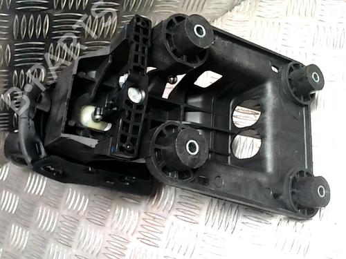 Gear lever PEUGEOT 208 I (CA_, CC_) 1.2 VTI 82 | BP31237191M90