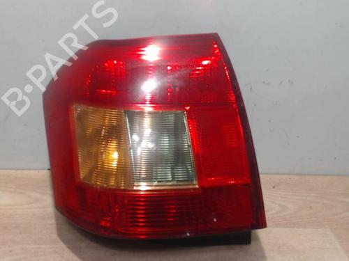 Used Right taillight TOYOTA COROLLA (_E12_) 1.6 VVT-i (ZZE121_, ZZE121R) (110 hp) 25414818