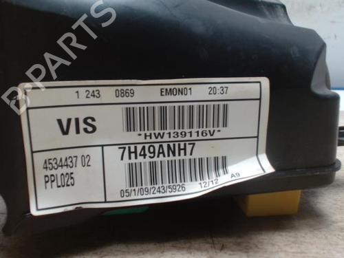 Used Fuse box PEUGEOT 208 I (CA_, CC_) 1.2 THP 110 (110 hp) 28001369