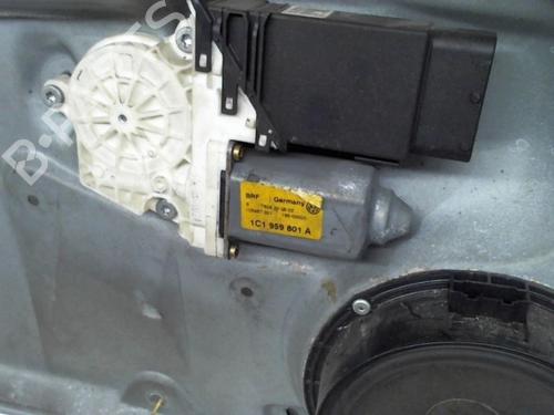 Rudehejsemekanisme ventre foran VW GOLF IV (1J1) 1.9 TDI | BP30356130C22