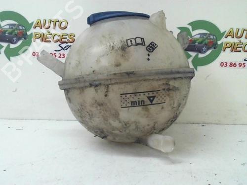 Used Expansion tank VW GOLF VI (5K1) 1.6 TDI (105 hp) 25401352