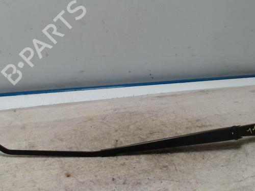Used Front windshield wiper arm RENAULT CLIO III (BR0/1, CR0/1) 1.6 16V (BR05, BR0B, BR0Y, BR15, BR1J, BR1M, BR1Y, CR0B,... (112 hp) 28012093