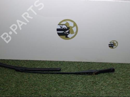 Vindspejlsviskerarm ALFA ROMEO 166 (936_) 2.4 JTD (936A2A__) (136 hp) 25415453