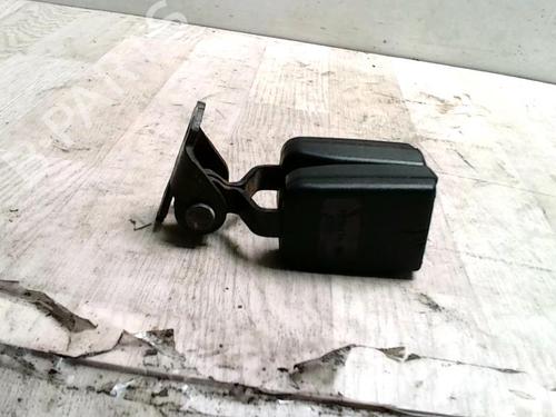 Seat buckle PEUGEOT 407 SW (6E_, 6D_) 1.6 HDi 110 | BP25425347I32