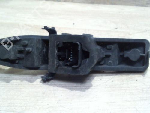 Used Licence plate light RENAULT SCÉNIC II (JM0/1_) 1.9 dCi (JM0G, JM12, JM1G, JM2C) (120 hp) 25385262