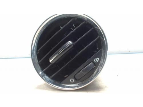 Air vent PEUGEOT 5008 (0U_, 0E_) 1.6 HDi | BP25420024I21