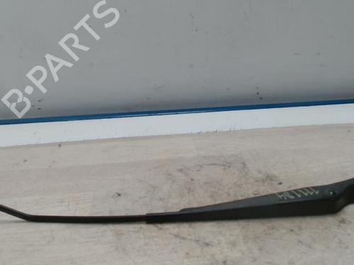 Used Front windshield wiper arm LAND ROVER FREELANDER I (L314) 2.0 DI 4x4 (98 hp) 28085567