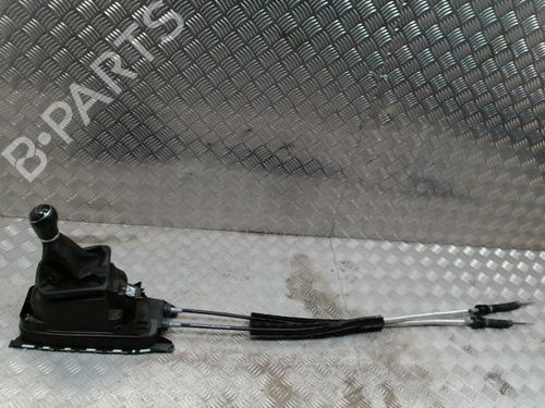 Levier de vitesses VW POLO VI (AW1, BZ1, AE1) 1.0 MPi (80 hp) 31872859