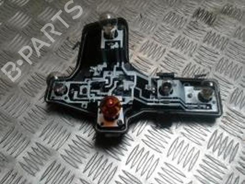 Używane Lampa oświetlenia tablicy rejestracyjnej VW TOURAN (1T1, 1T2) 1.9 TDI (100 hp) 30586951