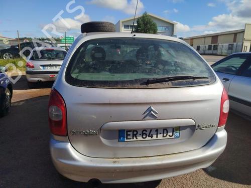 Left front fog light CITROËN XSARA PICASSO (N68) 2.0 HDi | BP25710501C30