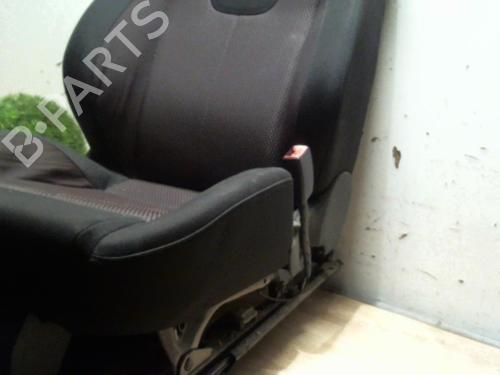 Right front seat SEAT LEON (1P1) 1.9 TDI | BP31232561C16 