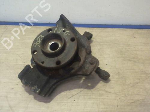 Used Left front steering knuckle FIAT PUNTO (176_) 1.7 TD (176AT) (63 hp) 25389530