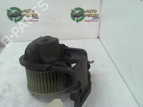 Used Air vent RENAULT CLIO II (BB_, CB_) 1.9 D (B/CB0E, BB0J) (64 hp) 25410010