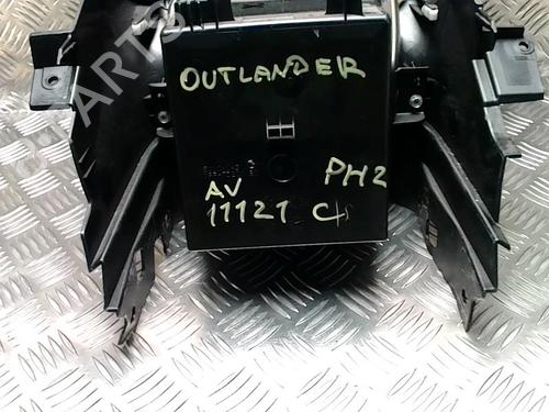 Middle console MITSUBISHI OUTLANDER II (CW_W) 2.0 DI-D (CW8W) | BP31227128I22 