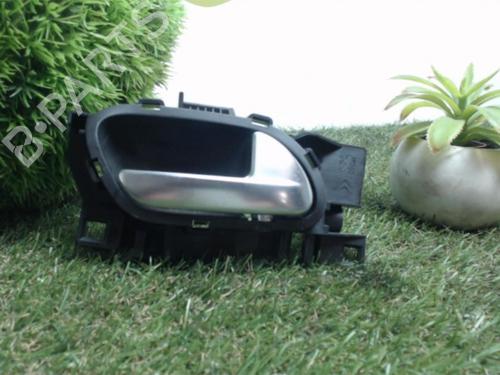 Used Front right interior door handle PEUGEOT 208 I (CA_, CC_) 1.4 HDi (68 hp) 25394862