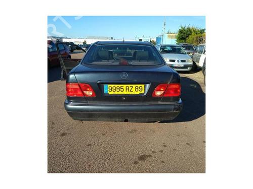 Headrest MERCEDES-BENZ E-CLASS (W210) E 290 Turbo-D (210.017) | BP25408871I31 