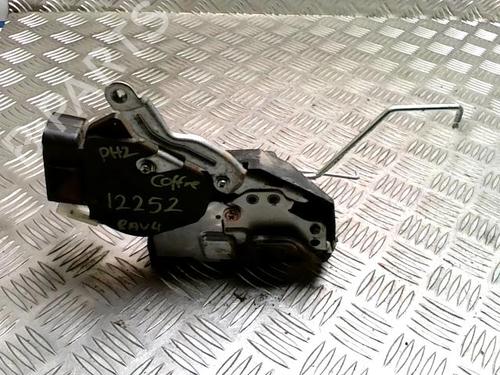 Used Tailgate lock Tailgate lock TOYOTA RAV 4 II (_A2_) 2.0 D 4WD (CLA20_, CLA21_, CLA20R, CLA21R) (116 hp) 33458884 33458884