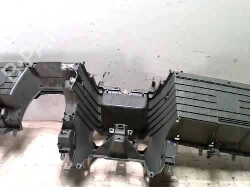 Tablier PEUGEOT 107 (PM_, PN_) 1.0 (68 hp) 31237120