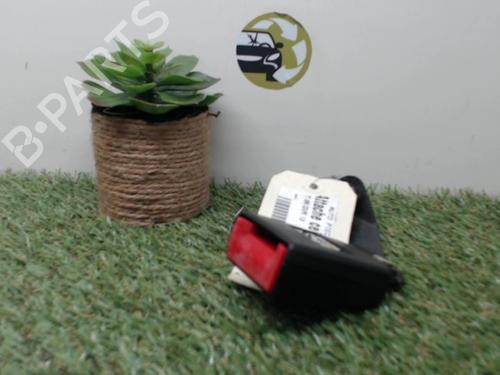 Used Seat buckle AUDI TT (8N3) 1.8 T quattro (224 hp) 25397893