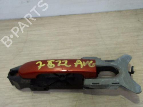 Used Front left exterior door handle NISSAN MICRA III (K12) 1.2 16V (65 hp) 25408427