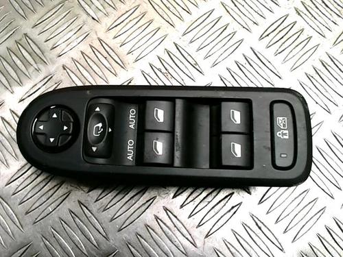 Used Left front window switch Left front window switch CITROËN C3 II (SC_) 1.6 HDi 90 (90 hp) 34417345 34417345