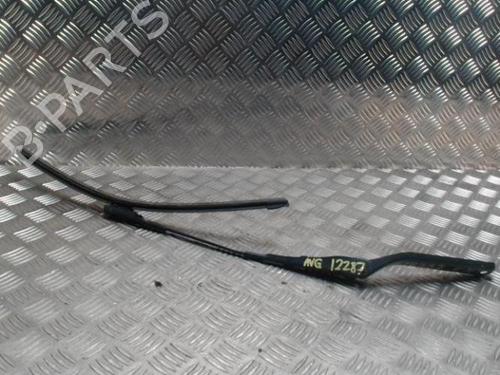Front windshield wiper arm BMW 1 (E81) 118 i | BP28310197C143 