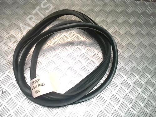 rubber-door-seal-peugeot-306-7b-n3-n5-1993-1994-1995-1996-1997-1998-1999-2000-2001-2002-2003-25429552 main image