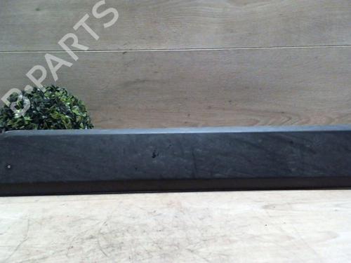 Used Door moulding trim Door moulding trim 25411449 25411449