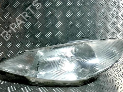 Used Left headlight PEUGEOT 206 Hatchback (2A/C) 1.1 i (60 hp) 31087633