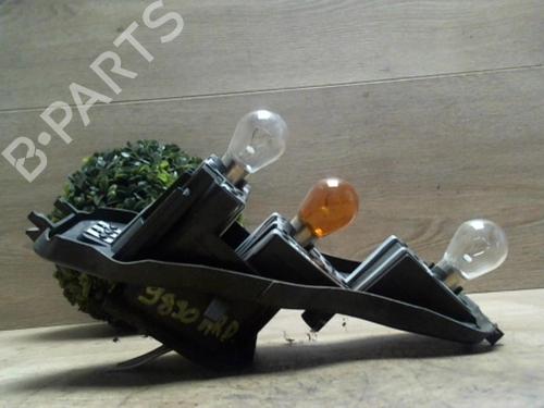 Used Licence plate light RENAULT SCÉNIC II (JM0/1_) 1.5 dCi (JM1E, JM16) (106 hp) 31231610